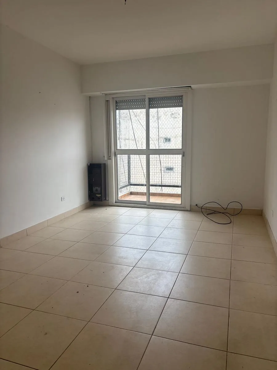 Studio apartment with balcony in Recoleta