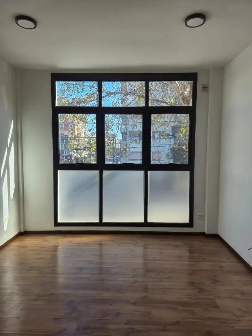 Apartamento de um ambiente profissional de 42 m² em Barracas
