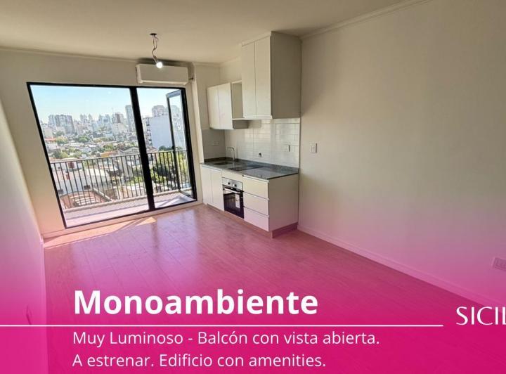 Brand new studio apartment with balcony in Almagro