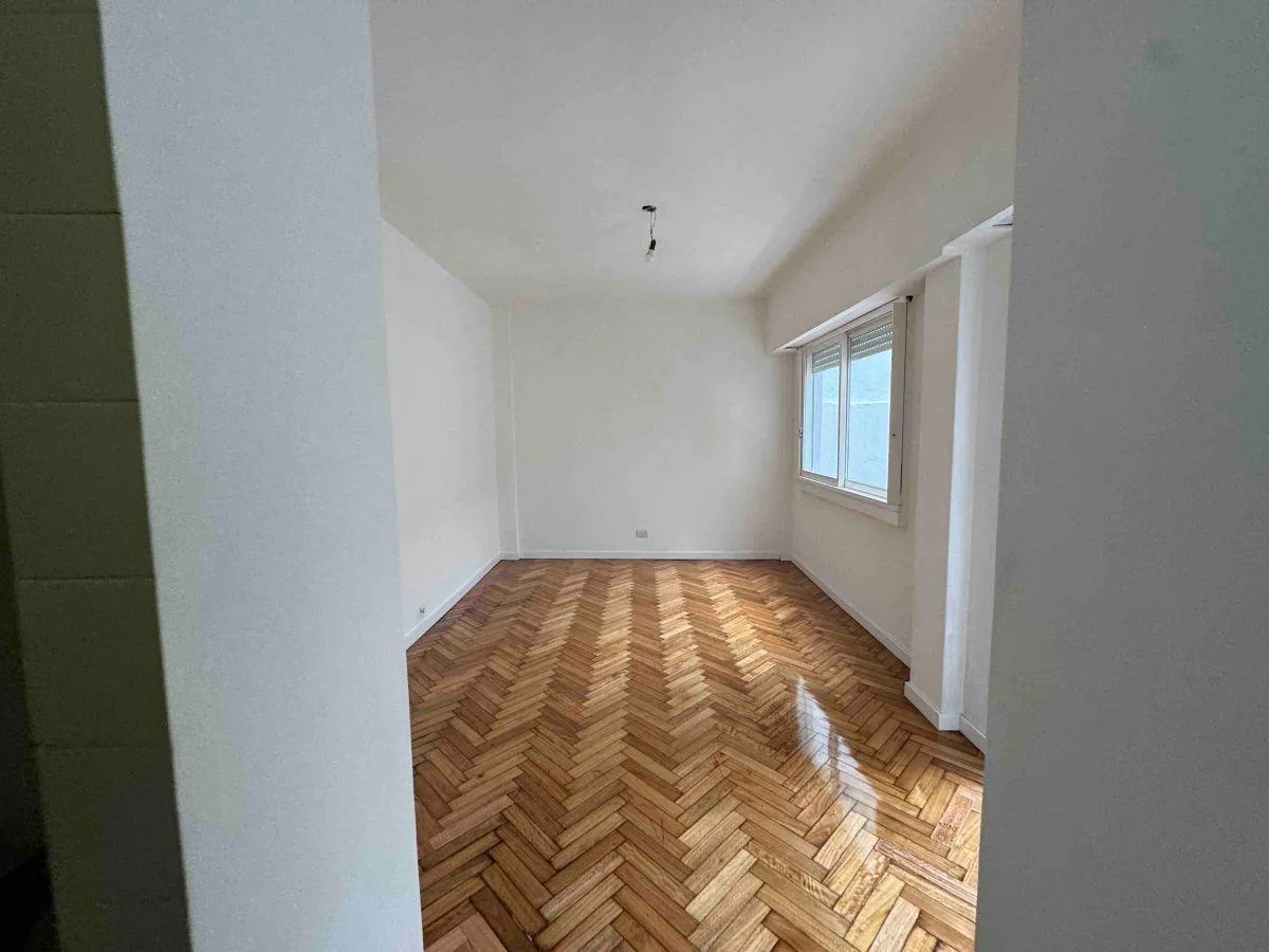 Квартира-студия с боковым балконом в Belgrano