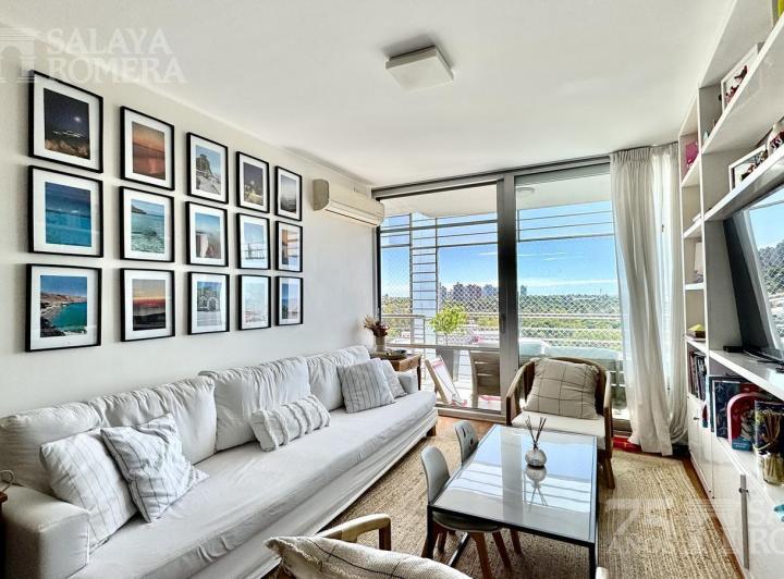 Apartamento de 4 ambientes com 3 dormitórios em Olivos