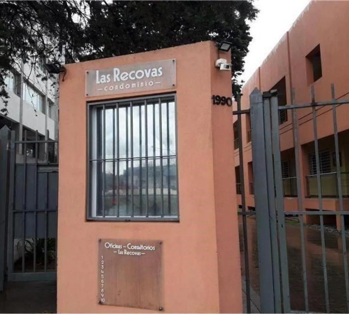 Apartamento de três ambientes em Las Recovas, sobre Panamericana