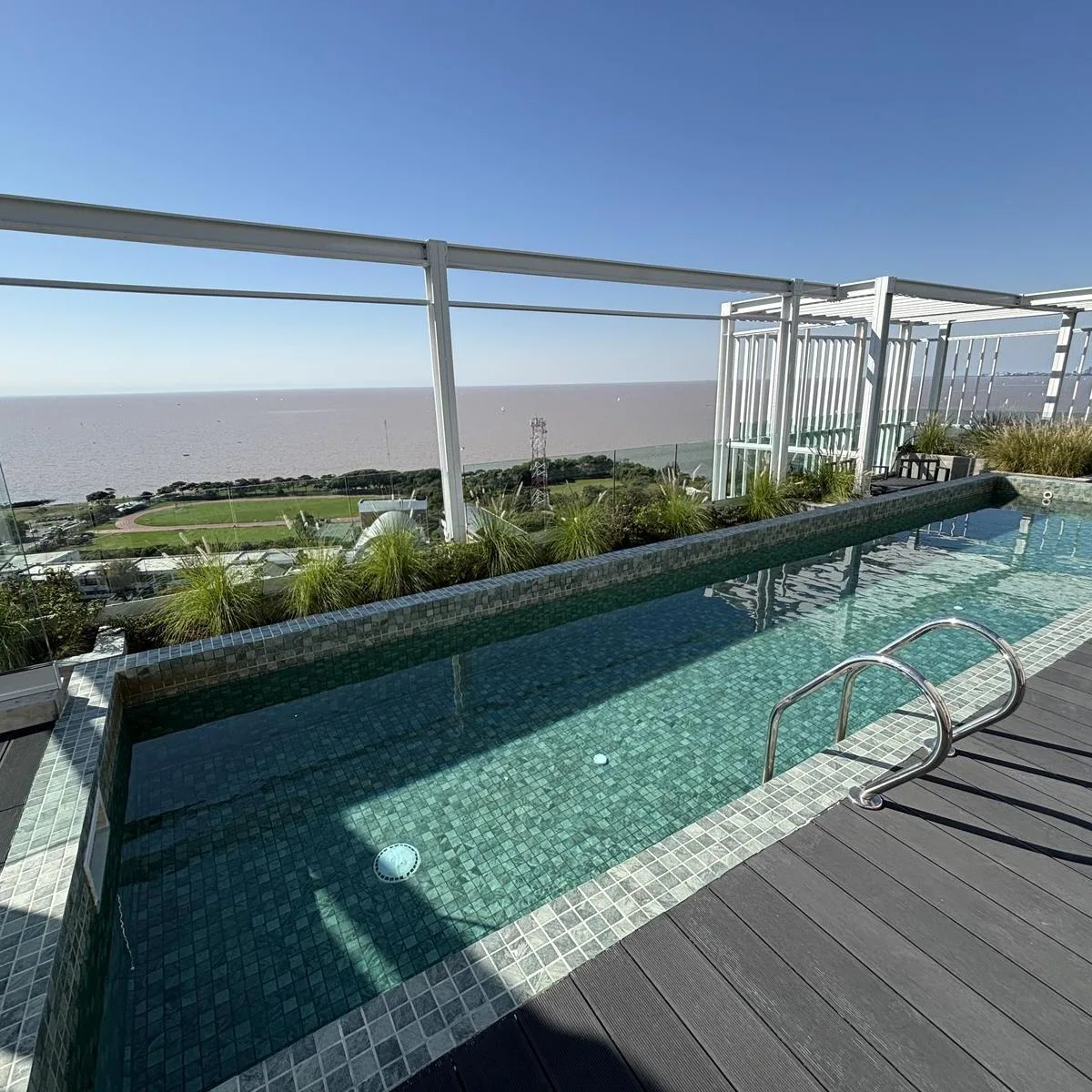 Departamento de 2 ambientes a estrenar con cochera en La Lucila