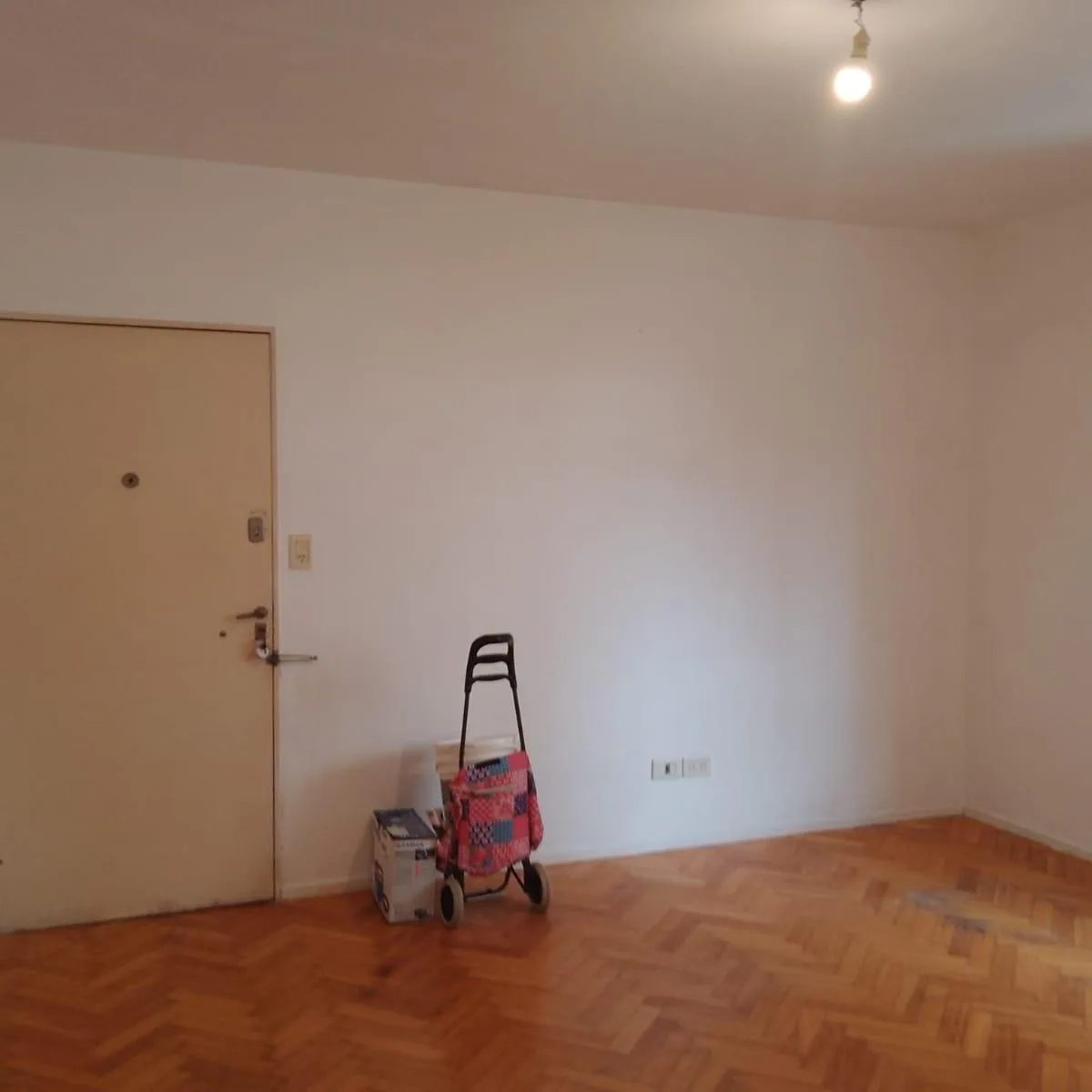 Apartamento de dois ambientes no centro de Quilmes