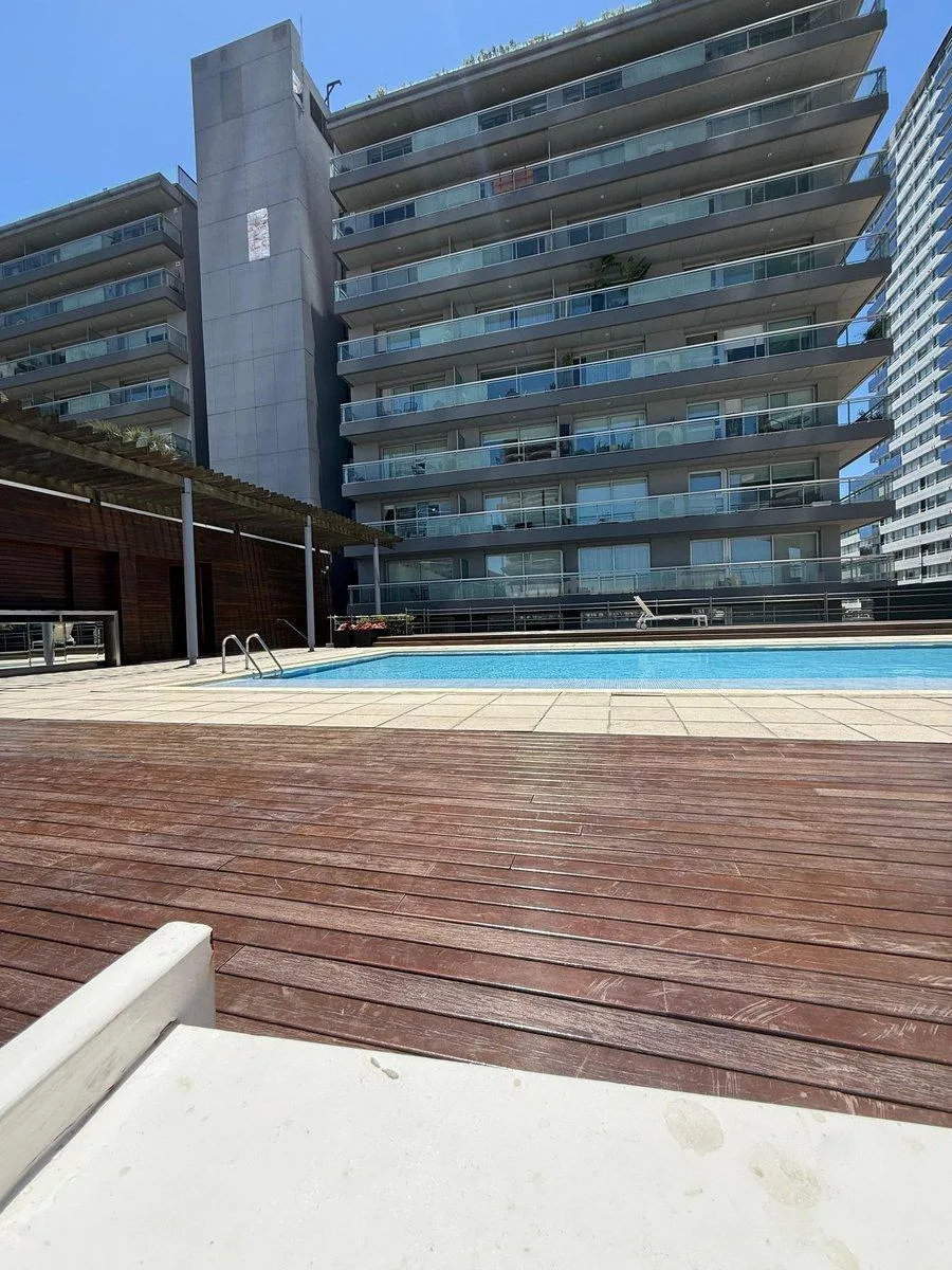 Studio apartment with parking in Puerto Madero