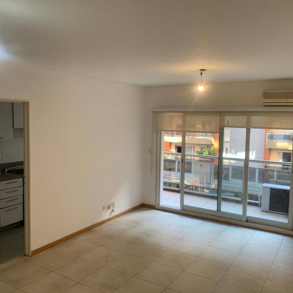 Departamento de 2 ambientes con balcón en Puerto Madero