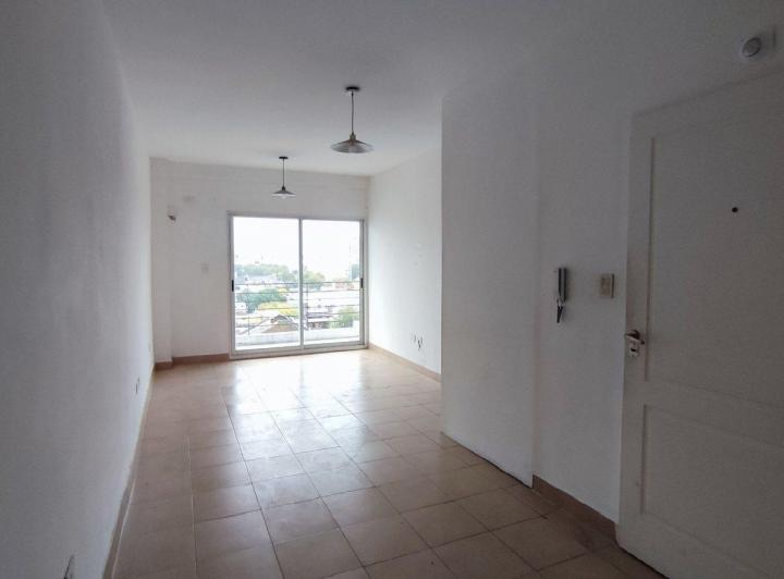 Studio apartment with balcony in Boedo