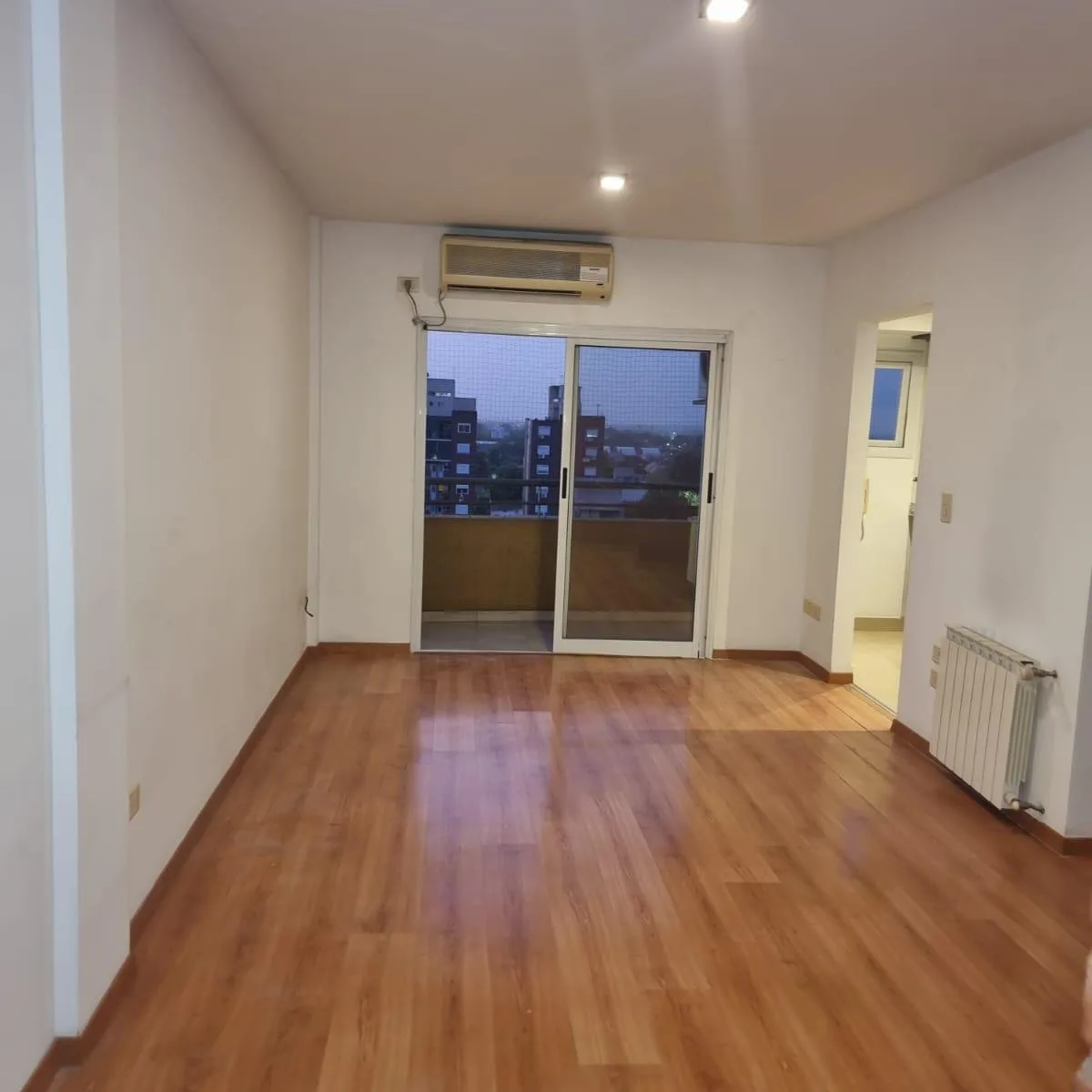 One-bedroom apartment in Lomas de Zamora with balcony