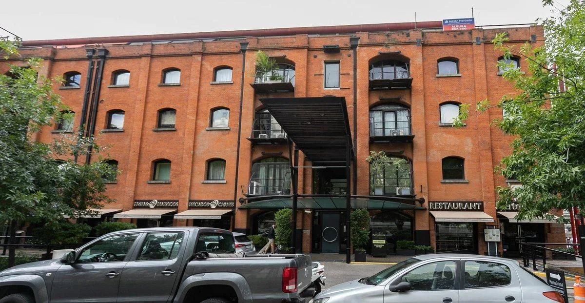 Apartamento de dois dormitórios mobiliado em Puerto Madero