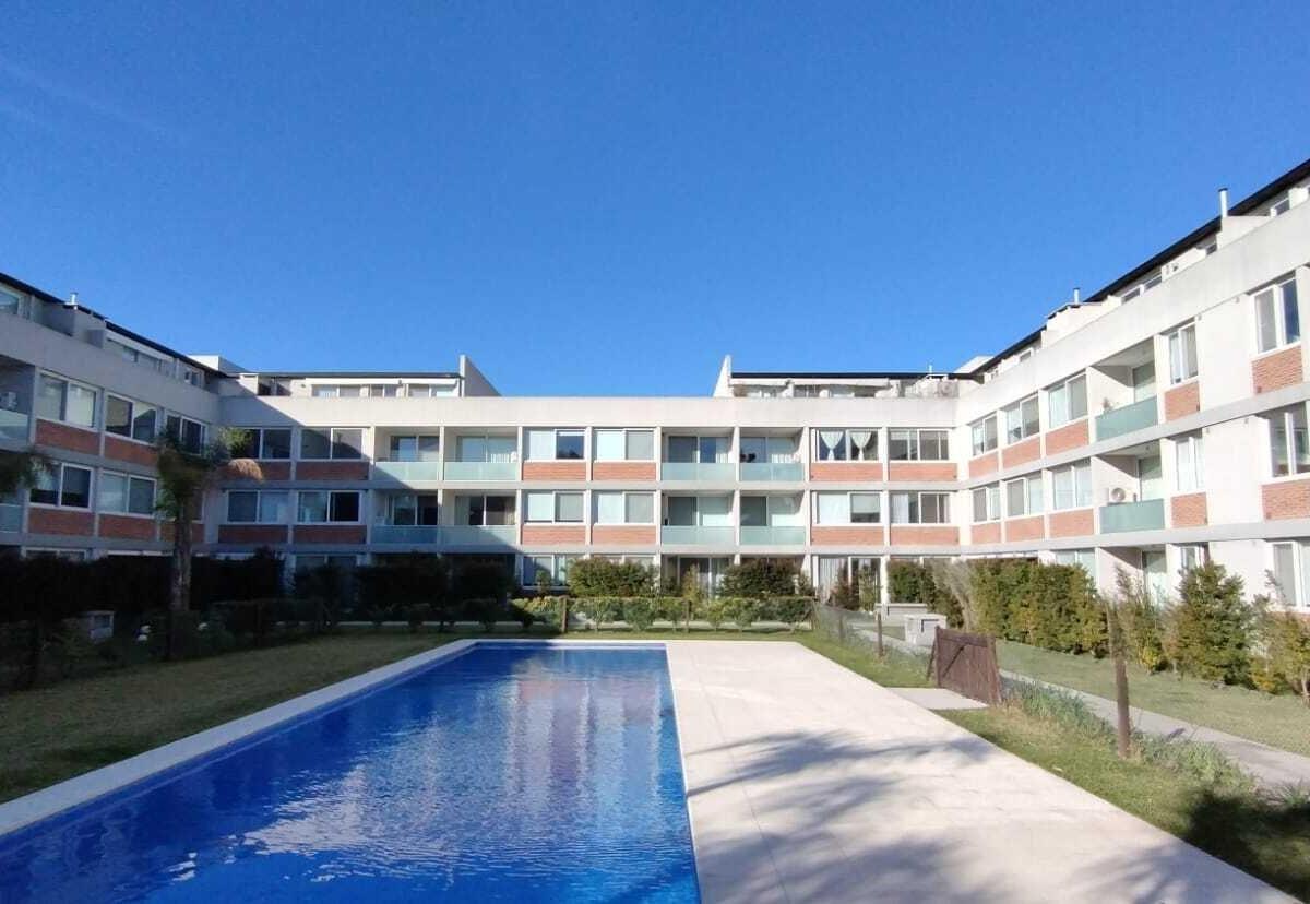 Departamento de 2 ambientes con jardín en Tigre