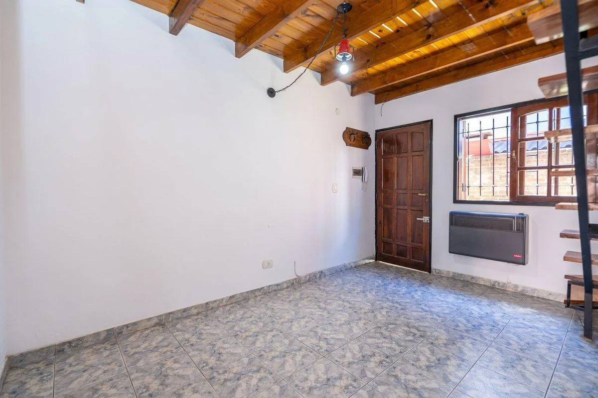 Two-bedroom apartment with patio in Villa Luzuriaga