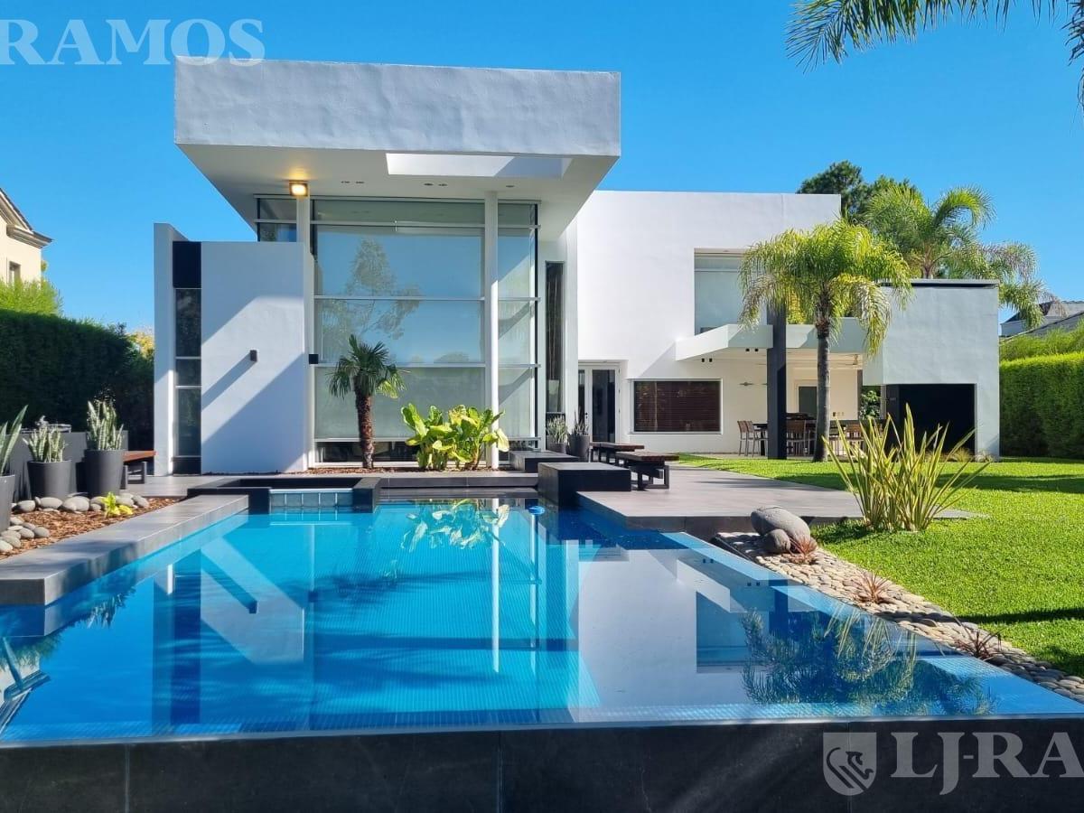 Rationalist-design house for sale or rent in Los Castores, Nordelta