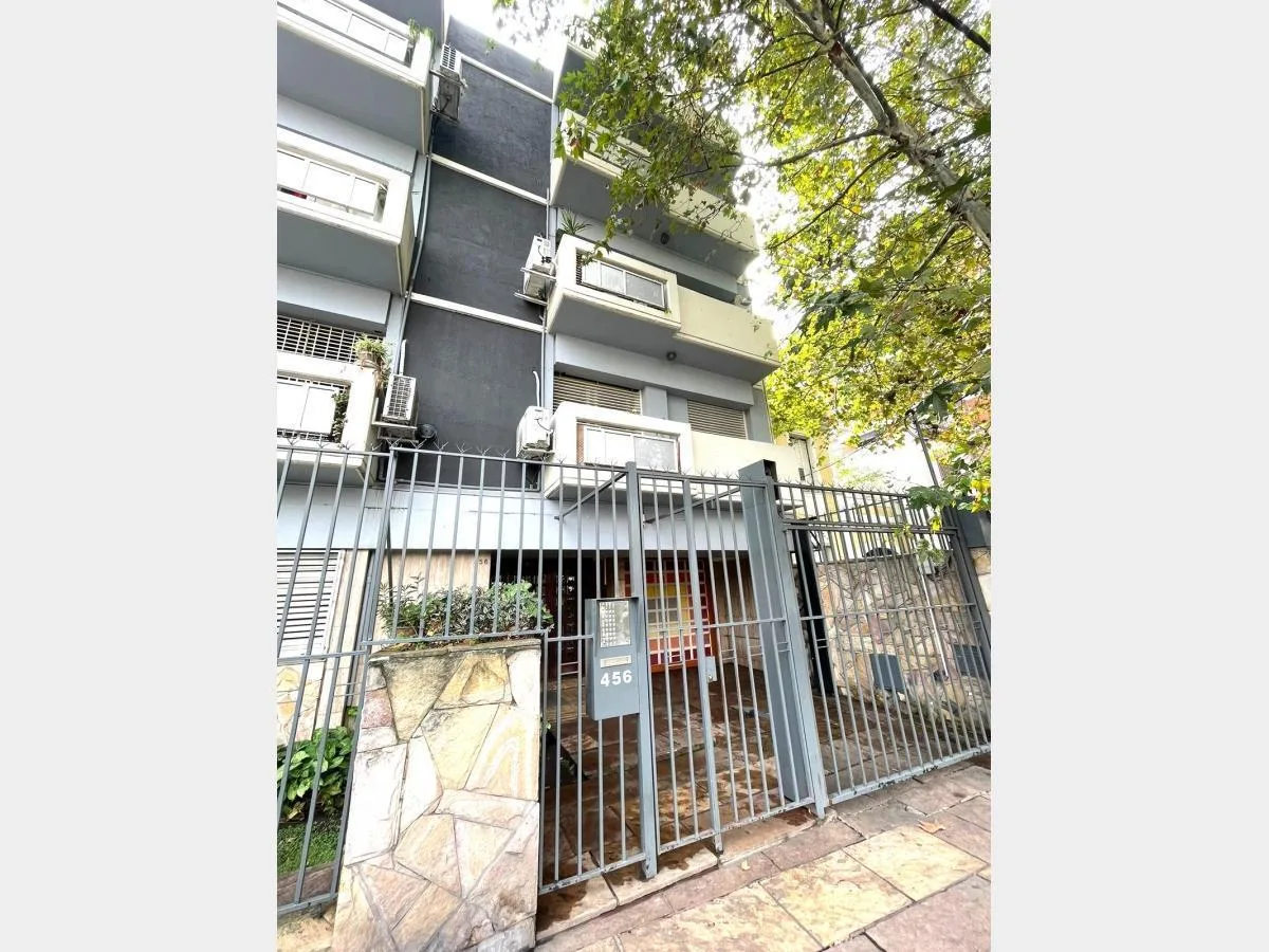 Two-room apartment with private patios in Ramos Mejía