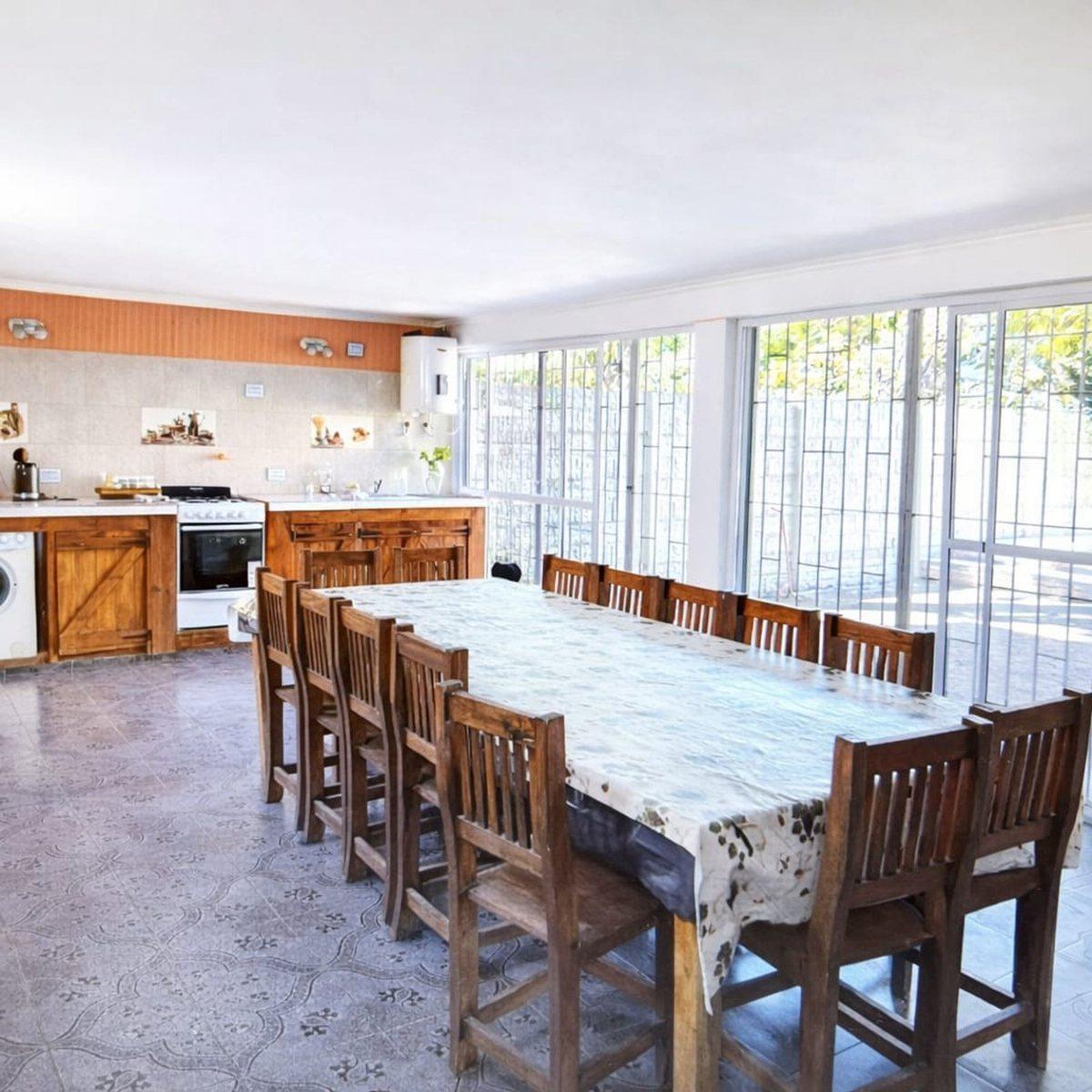 PH de quatro ambientes mobiliado com 3 dormitórios em Hurlingham