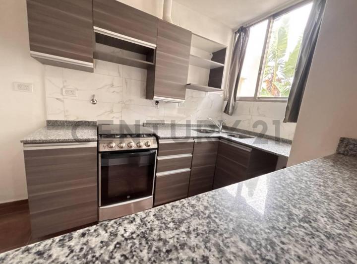 PH de três dormitórios em Villa del Parque