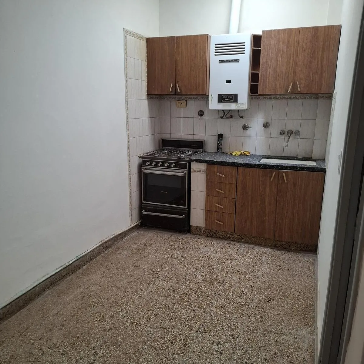 PH com 1 dormitório em Lanús Este