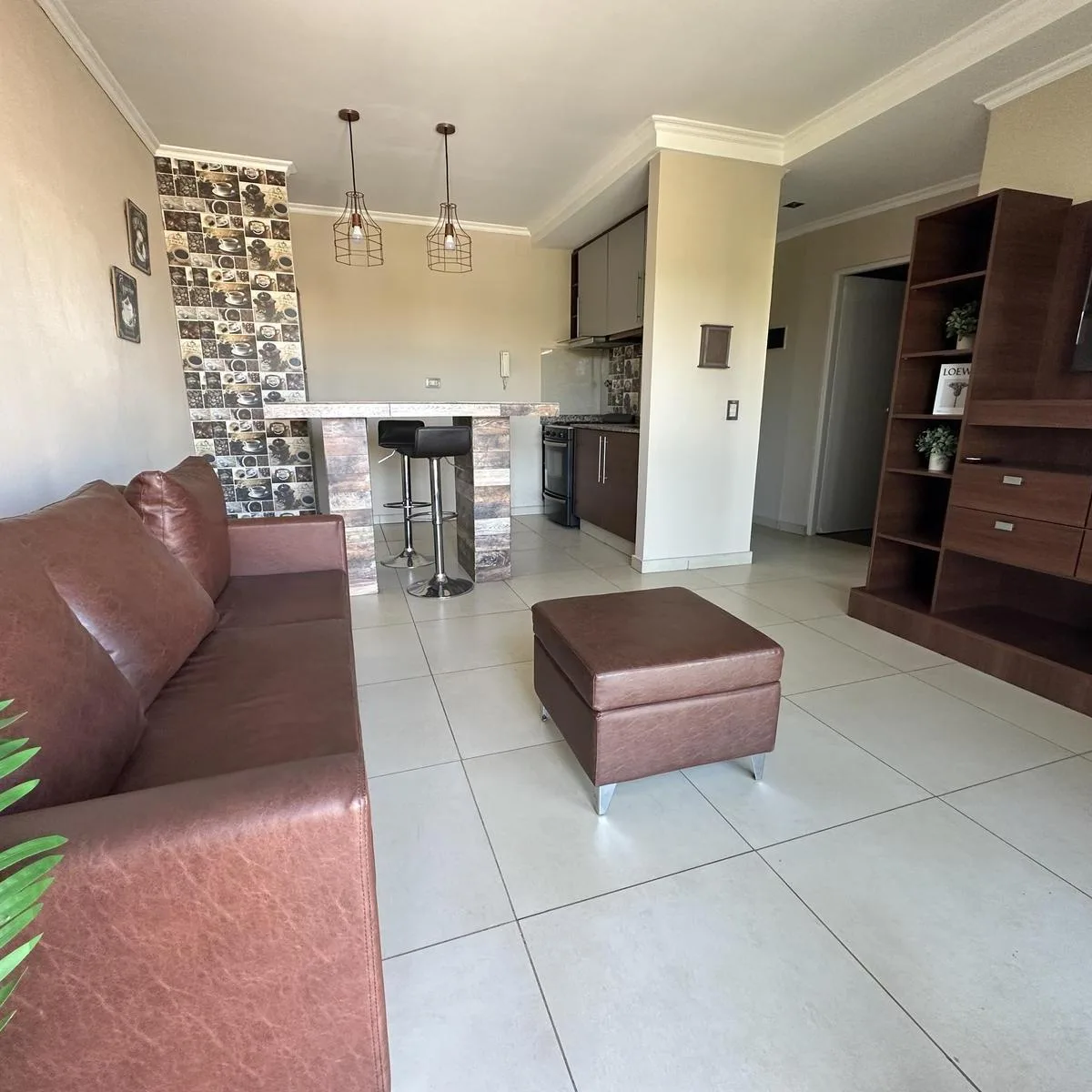 Apartamento mobiliado de dois ambientes com 1 quarto em Luján