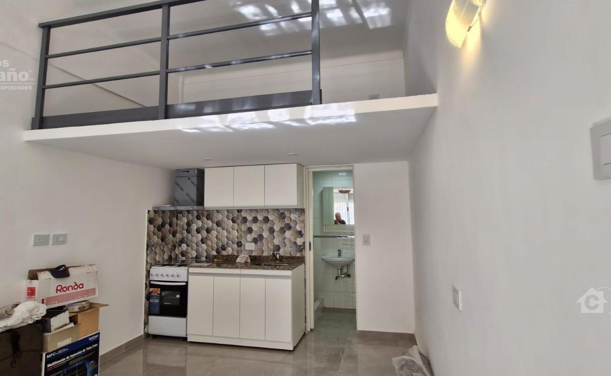 Квартира-студия PH новая, окна на улицу в Florida