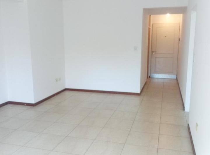 Apartamento de dois ambientes com varanda em San Fernando