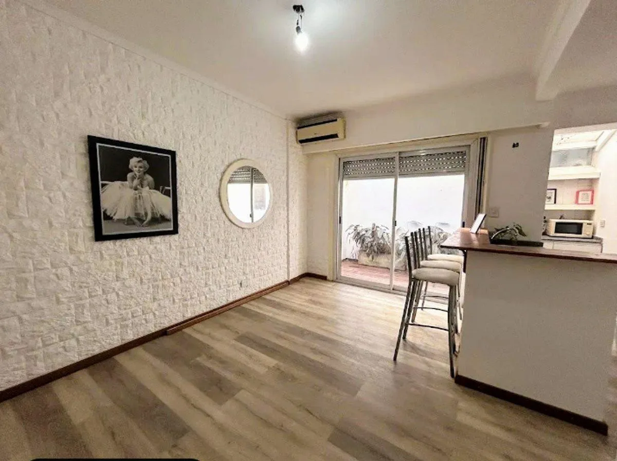 Renovated studio apartment in Núñez with internal patio