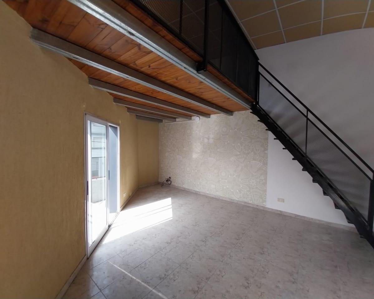 Front-facing 1.5-room apartment near General San Martín