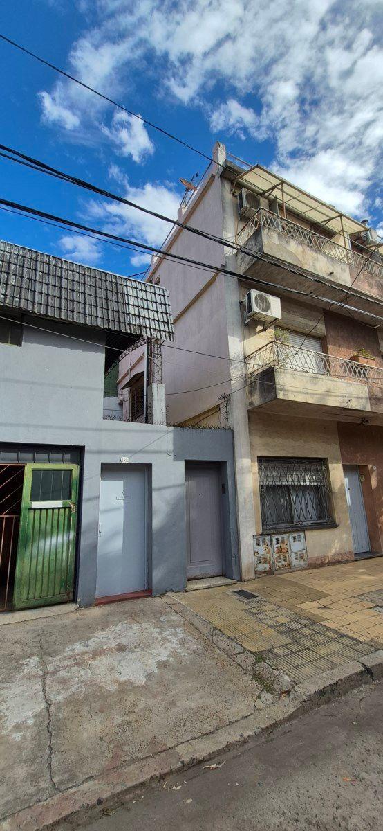 PH de dois ambientes com 1 quarto em Liniers