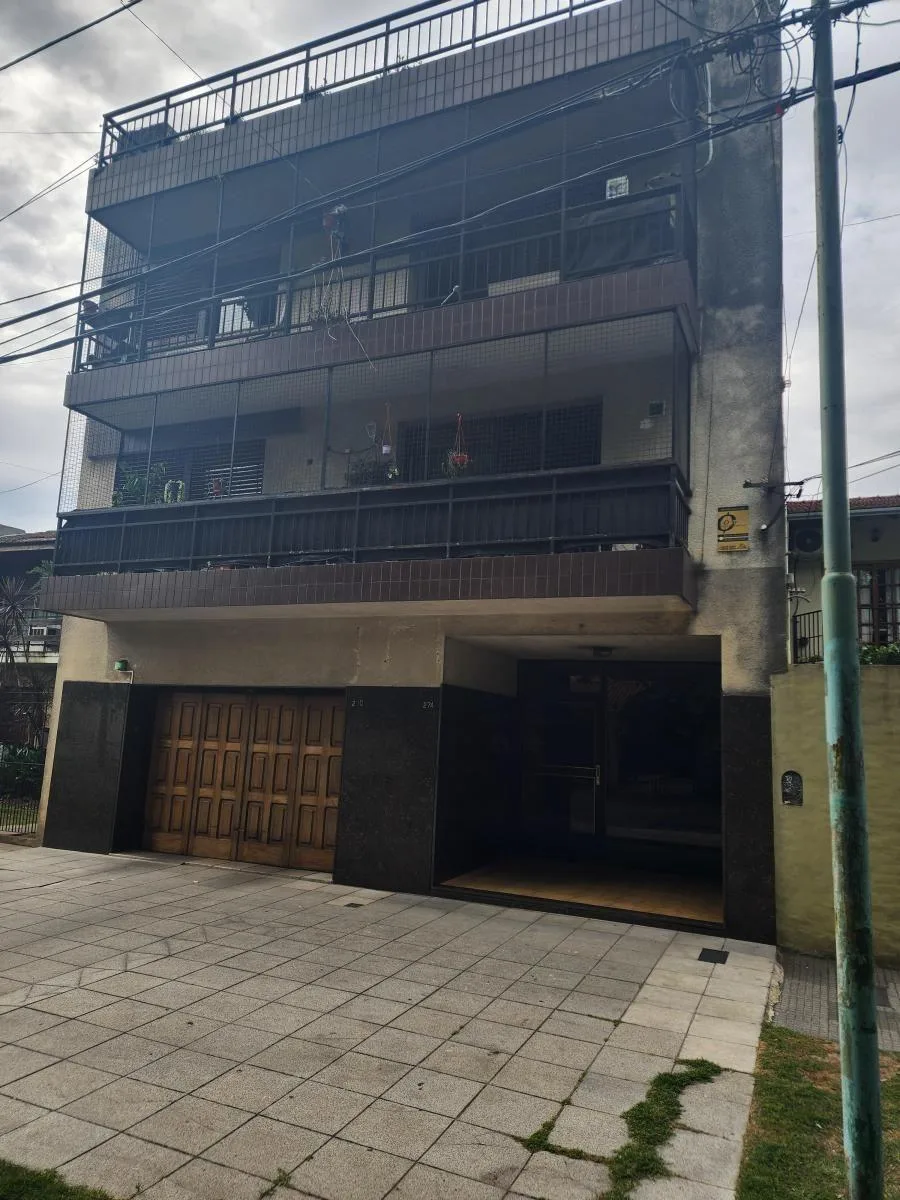 Two-bedroom apartment in Lomas de Zamora