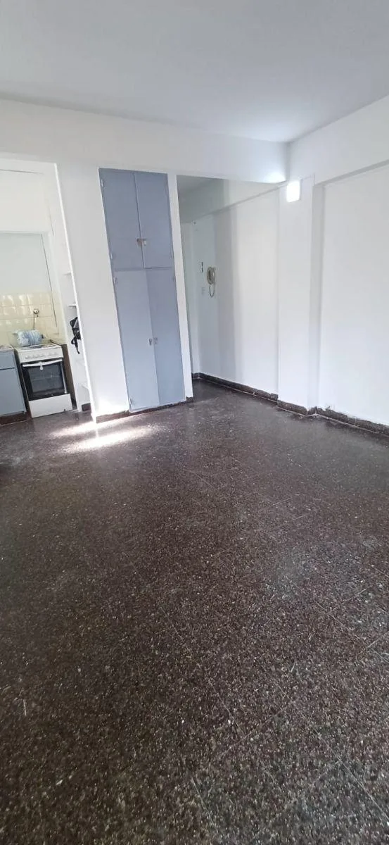 Kitnet lateral em Caballito