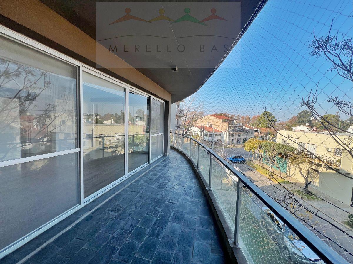 Apartamento de 3 ambientes com varanda-terraço, churrasqueira e 2 vagas em Tigre