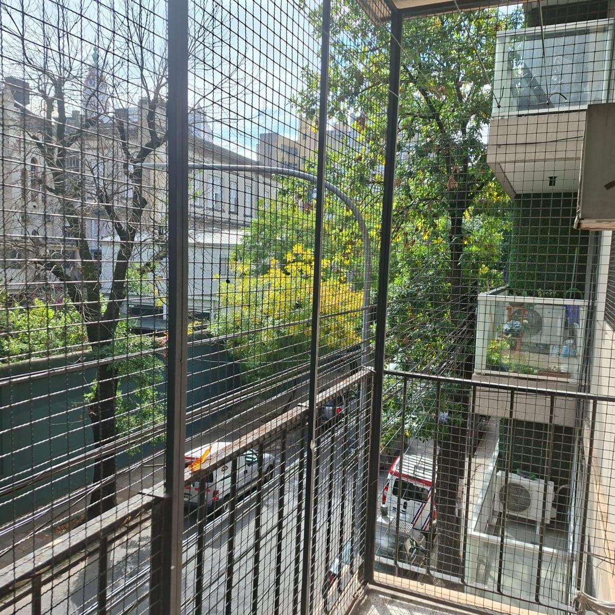Apartamento de 2 ambientes com varanda em Almagro