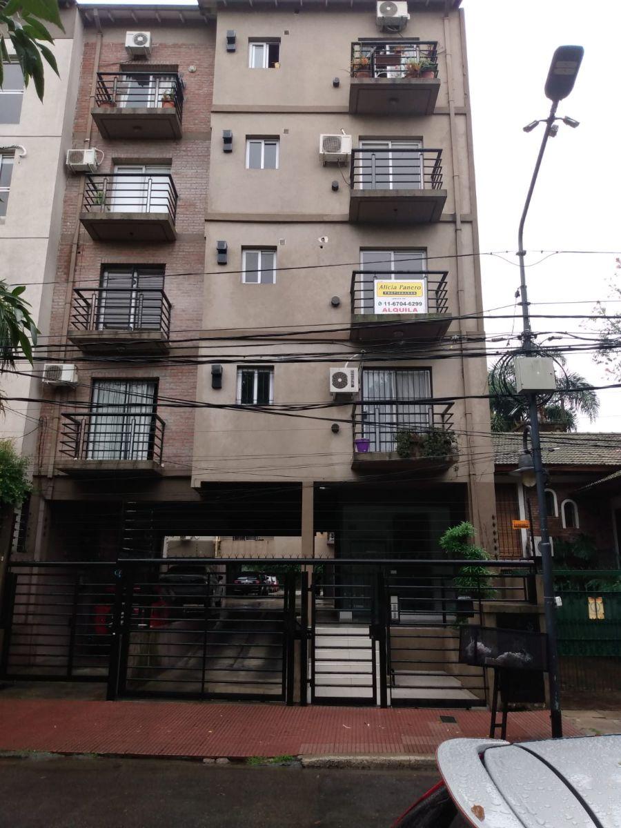 Apartment with balcony in Tigre centre