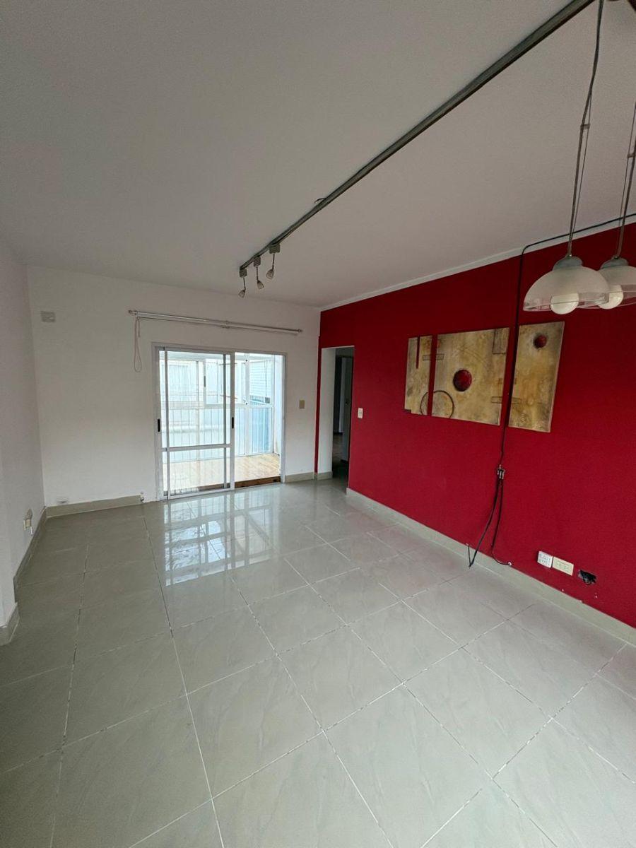 Departamento de 3 ambientes en Parque Patricios