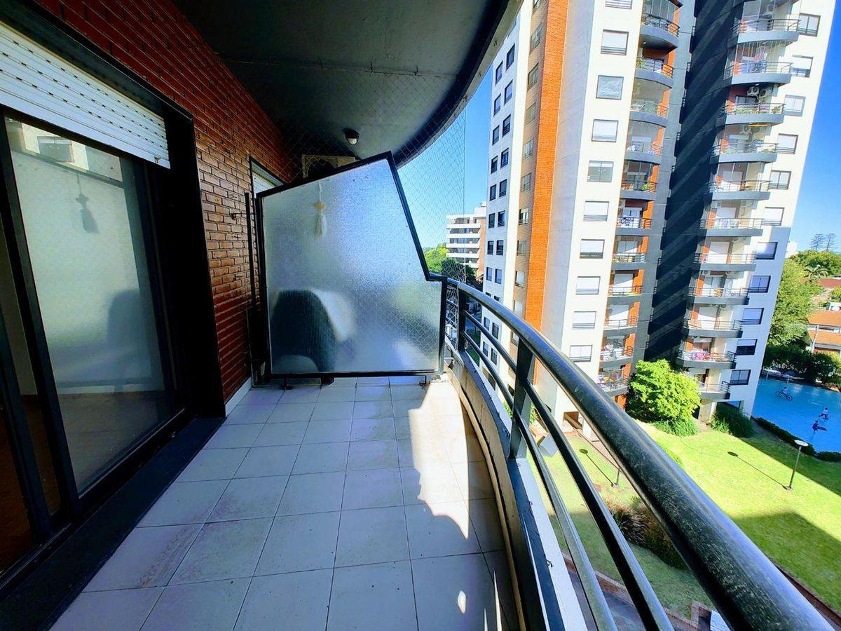Three-room apartment in Terrazas de Guido, Quilmes