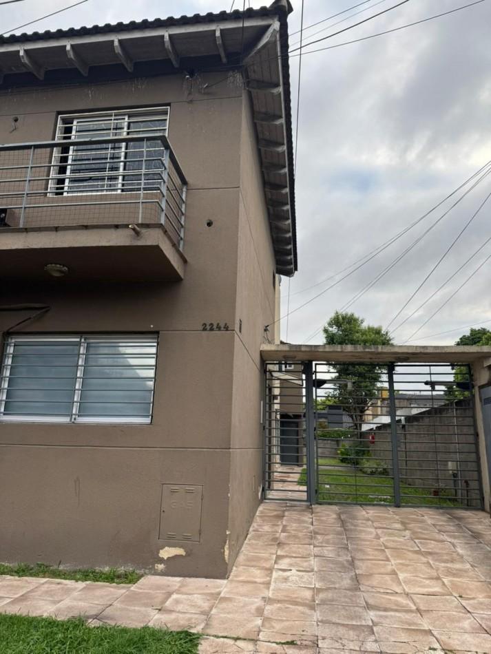 Квартира-студия в Morón на первом этаже