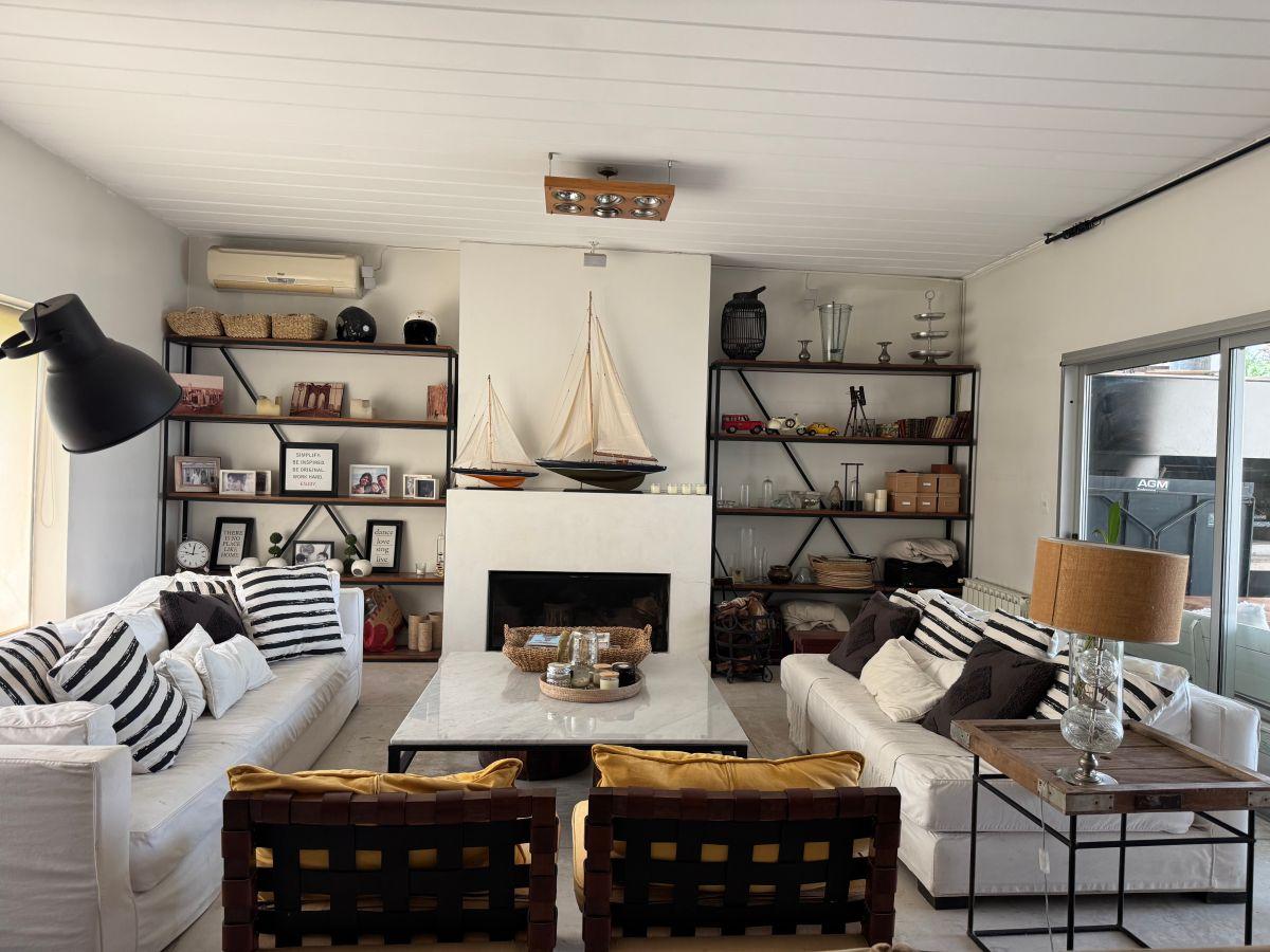 Casa para aluguel anual com 4 dormitórios em Tigre