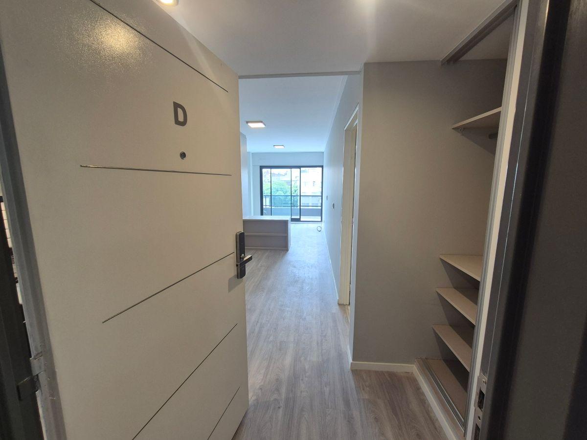 Квартира-студия новая с балконом в Caballito