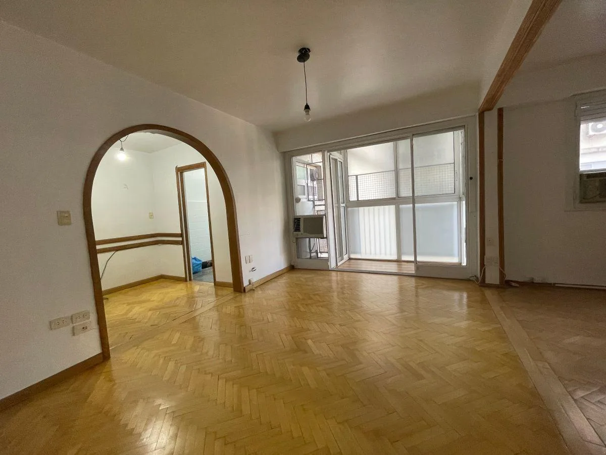 Apartamento de 4 ambientes com 2 dormitórios em Palermo