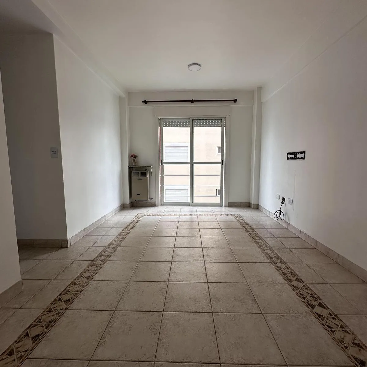 Two-room apartment with parking in Lomas de Zamora Oeste