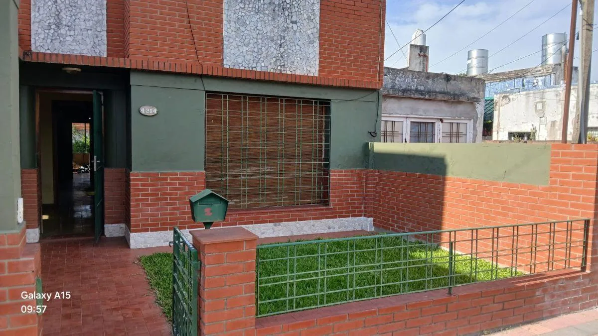 Casa de 3 dormitórios em Lanús