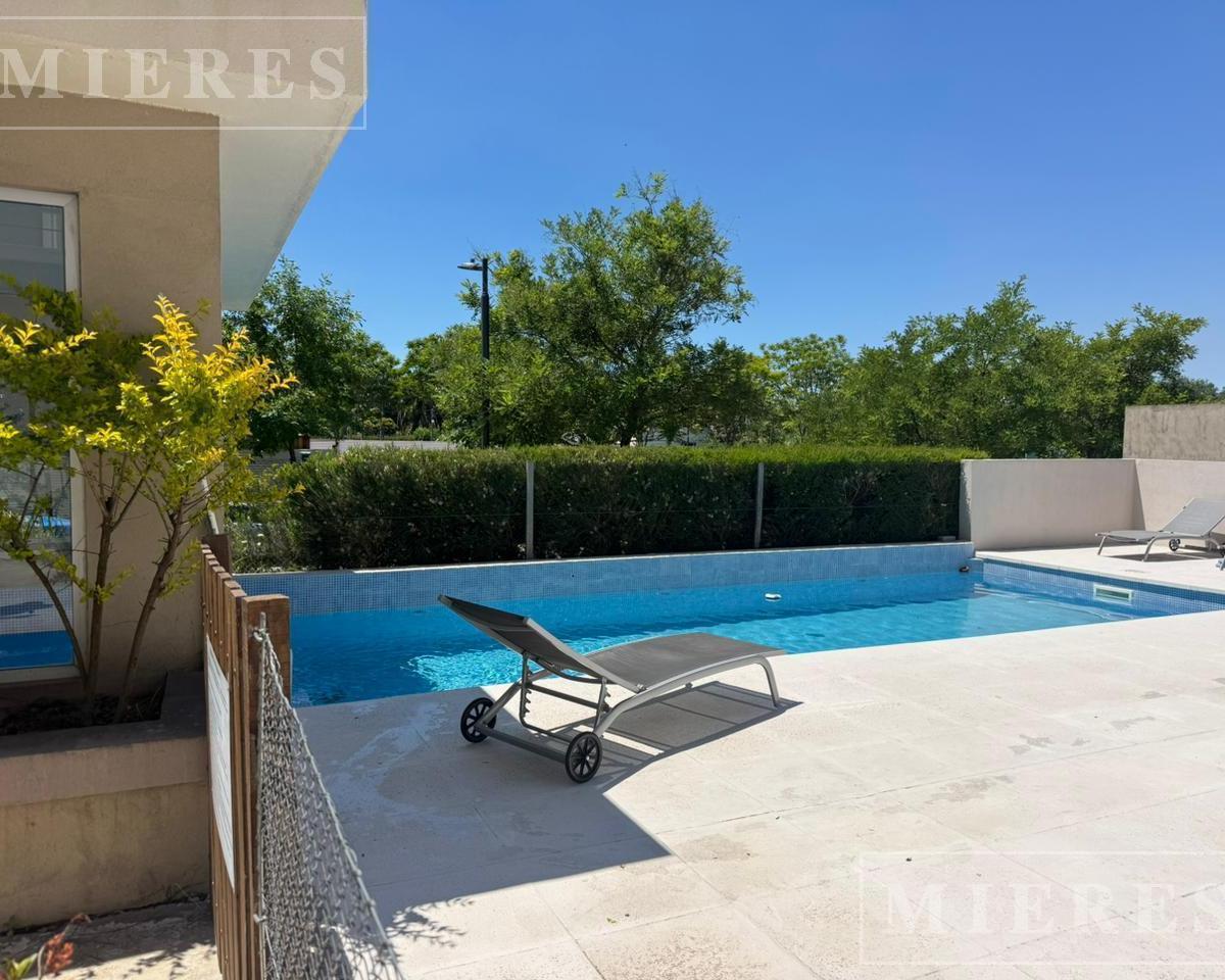 Unfurnished two-room apartment in Nordelta, Tigre