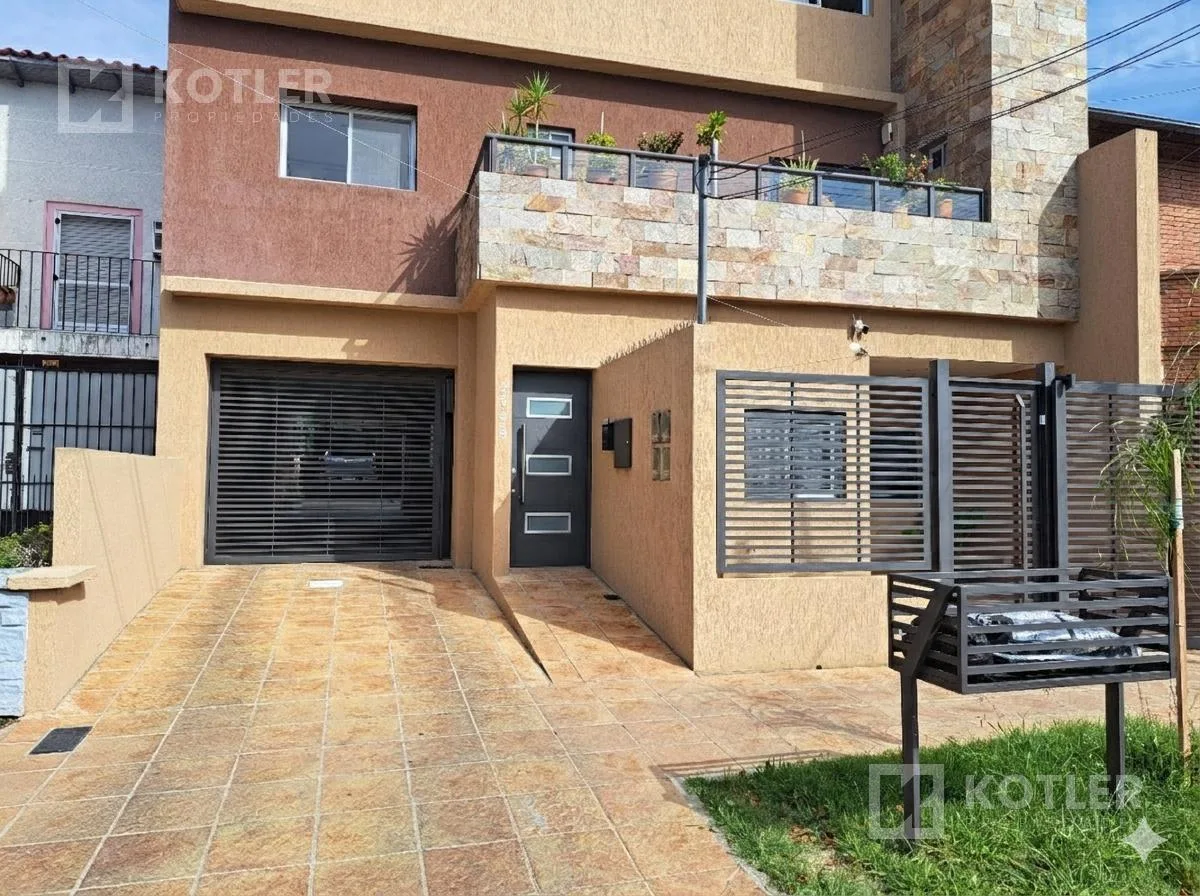 Unfurnished one-bedroom, two-room apartment in Lomas de Zamora