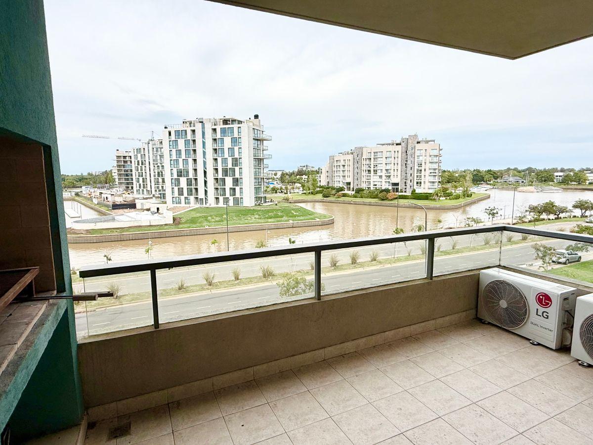 Apartamento de dois ambientes com vista para o rio em Nordelta, Tigre