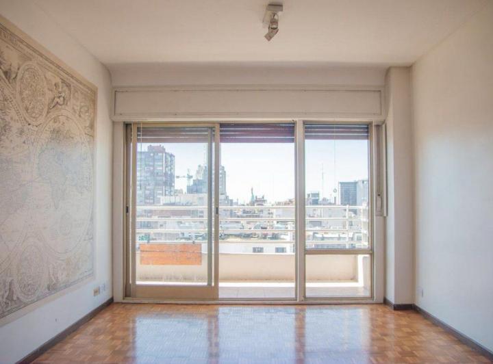 Квартира с 2 комнатами и балконом в San Nicolás