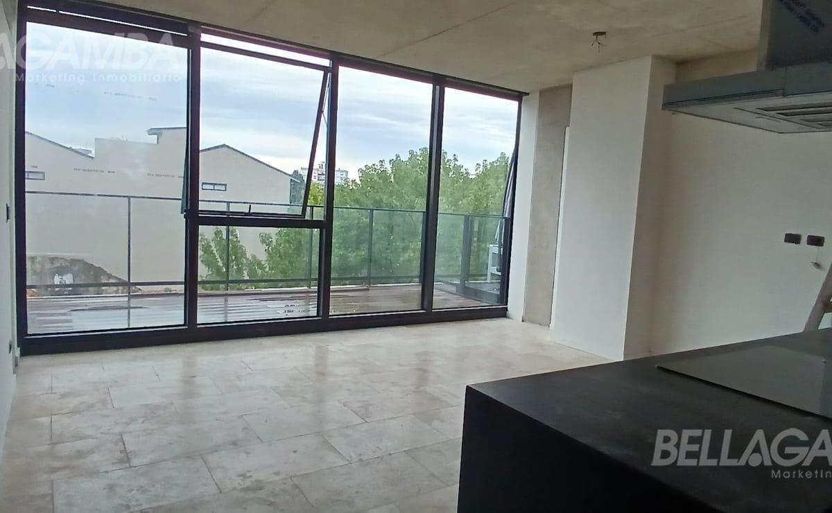 Apartamento duplex de 3 ambientes com 2 dormitórios e vaga em Florida