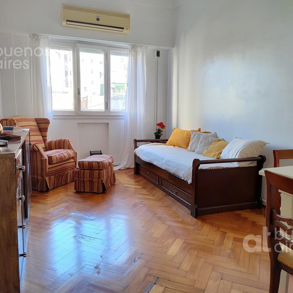 Apartamento de dois ambientes com 1 quarto em San Telmo