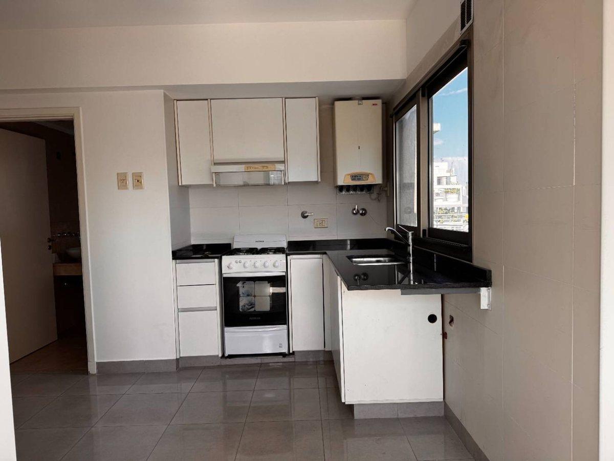 Penthouse de 3 ambientes sin balcón en Villa Urquiza