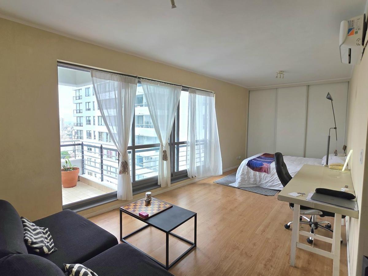 Квартира-студия с балконом в Caballito