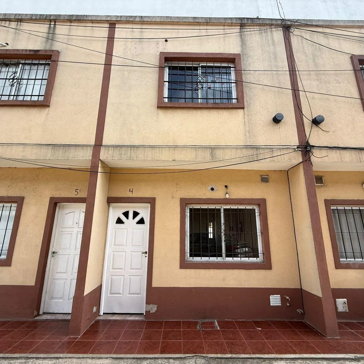 Se Alquila Duplex de 3 Ambientes con Espacio Guarda Coche en San Miguel