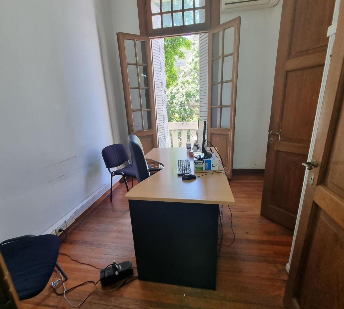 Three-bedroom apartment in Almagro