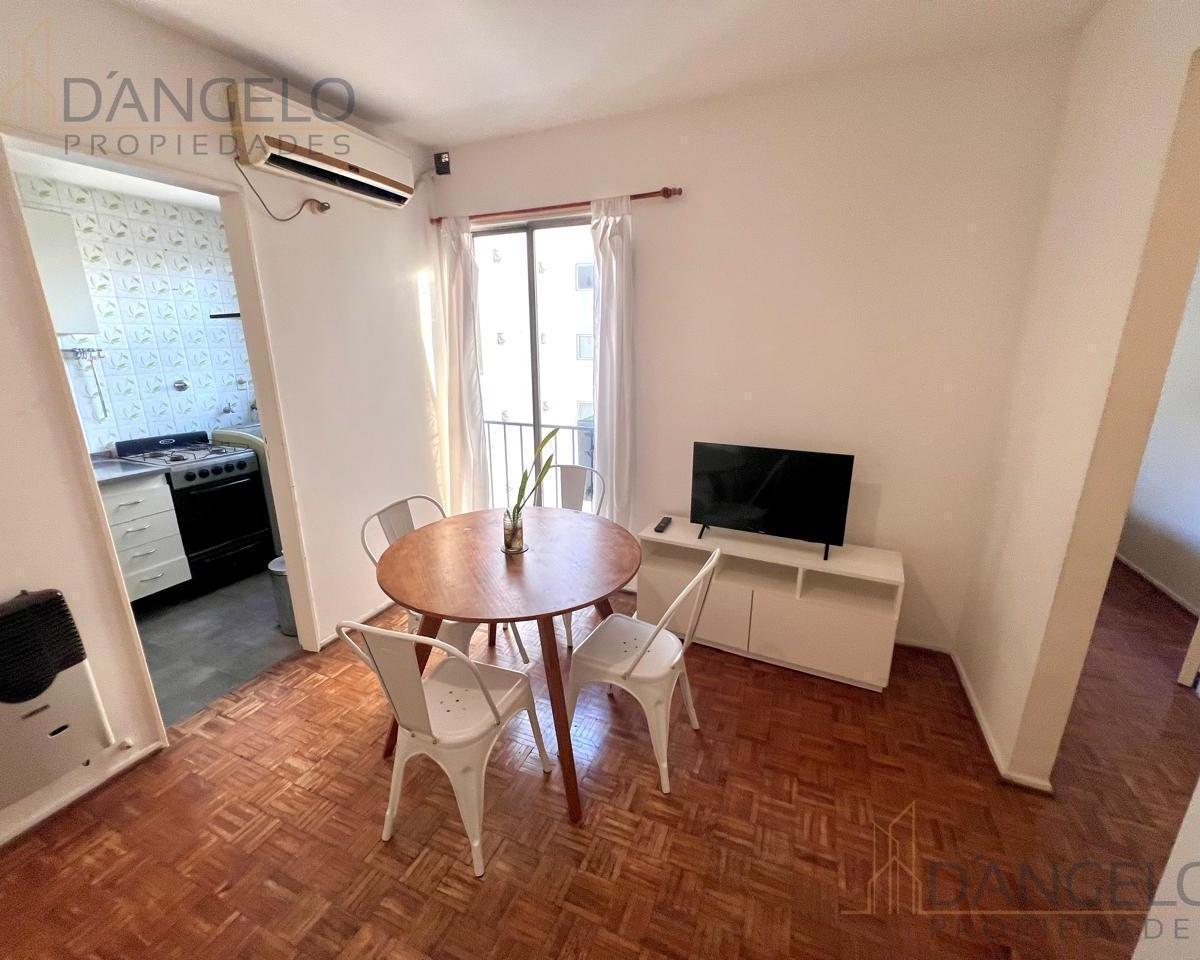 Меблированная квартира с 1 спальней в Boedo